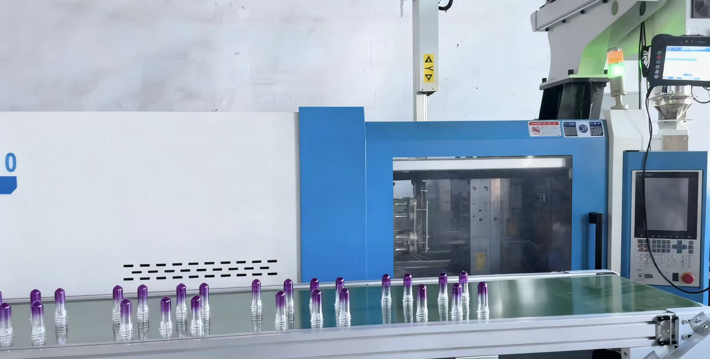 Two-color PET preform mold